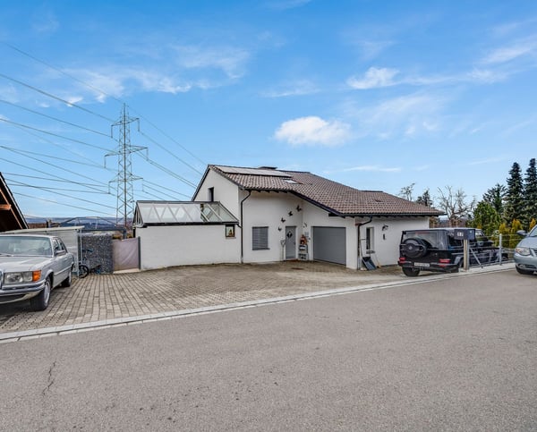 RARITÄT IN BESTLAGE MIT POOL, WINTERGARTEN UND GRILL-LOUNGE FRISCH RENOVIERT 3