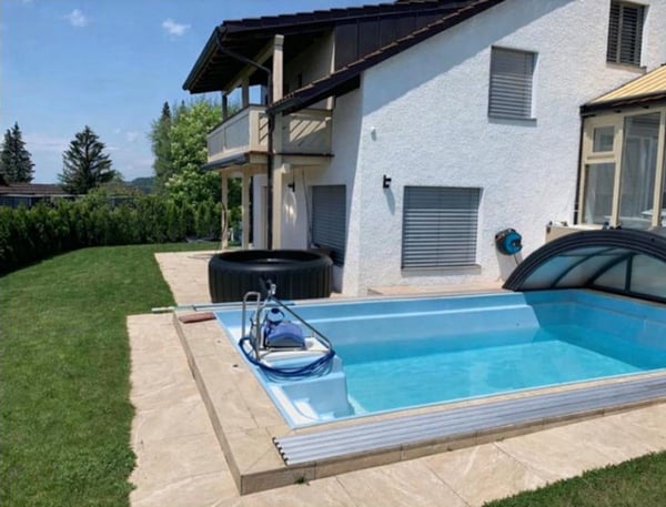 RARITÄT IN BESTLAGE MIT POOL, WINTERGARTEN UND GRILL-LOUNGE FRISCH RENOVIERT 1