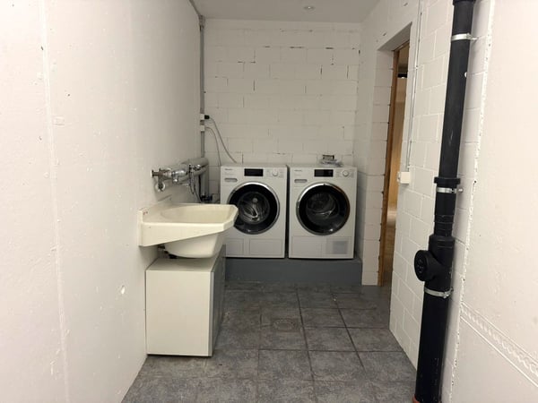 ELEGANZ TRIFFT WOHNKOMFORT - EXKLUSIVES HAUS MIT PRIVATGARTEN 11