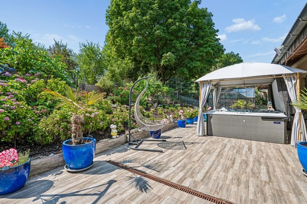 EINZIGARTIGE LUXUSRESIDENZ MIT PARKÄHNLICHER GARTENANLAGE 9