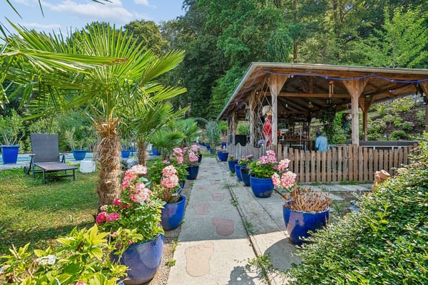 EINZIGARTIGE LUXUSRESIDENZ MIT PARKÄHNLICHER GARTENANLAGE 11