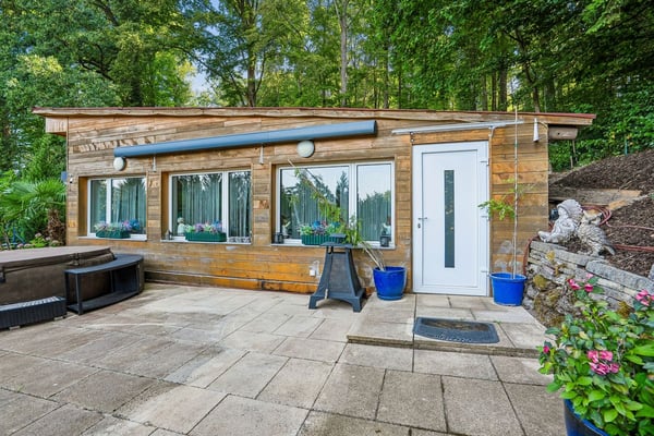 EINZIGARTIGE LUXUSRESIDENZ MIT PARKÄHNLICHER GARTENANLAGE 12