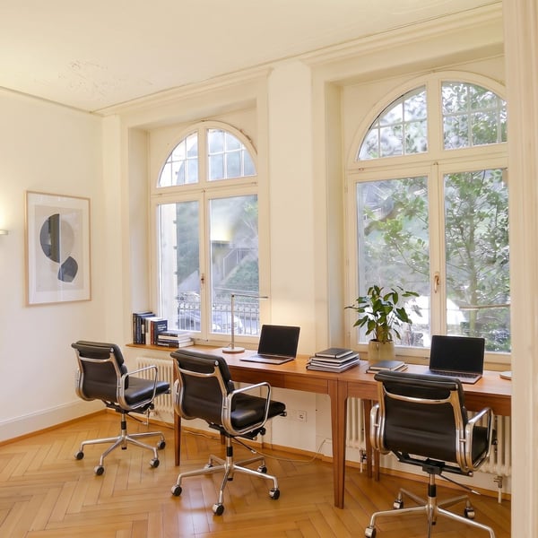 ZENTRAL GELEGENES BÜRO MIT 2 ZIMMERN UND VIEL CHARME 5