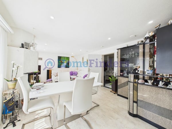 ZENTRAL- FREQUENZSTARK MIT POTENZIAL 3