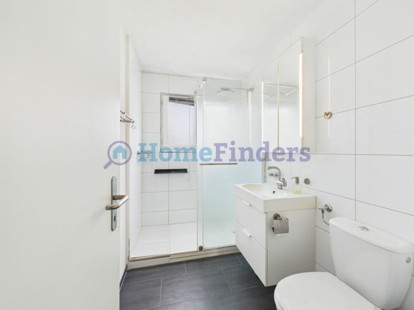 PREISHIT! ZENTRALE LAGE MIT ATTRAKTIVER INVESTITIONSGELEGENHEIT! 6