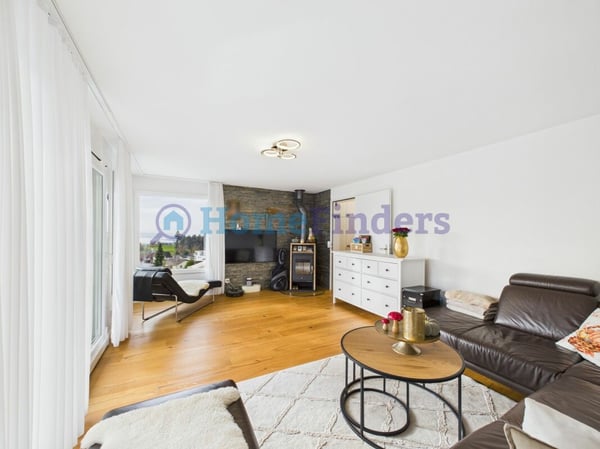 Modernes Familienidyll mit Einliegerwohnung 2