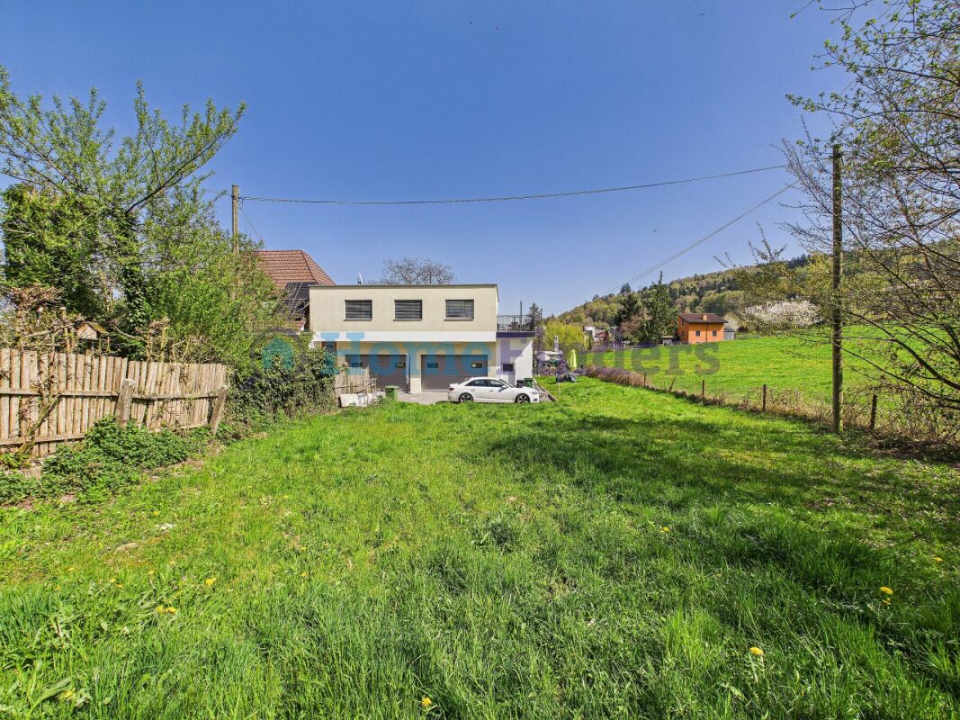 Modern living in a green environment