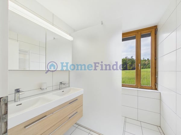 MIT WEITSICHT - SONNIGEM GARTEN UND VIEL PLATZ! 8