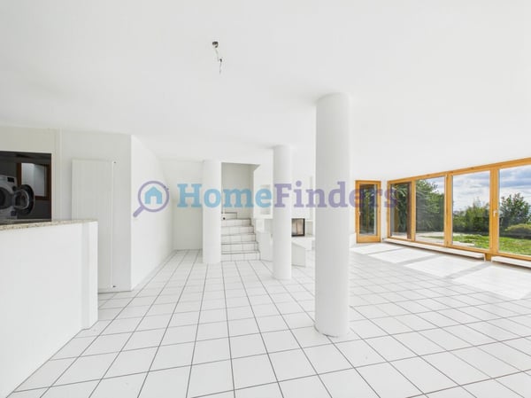 MIT WEITSICHT - SONNIGEM GARTEN UND VIEL PLATZ! 4