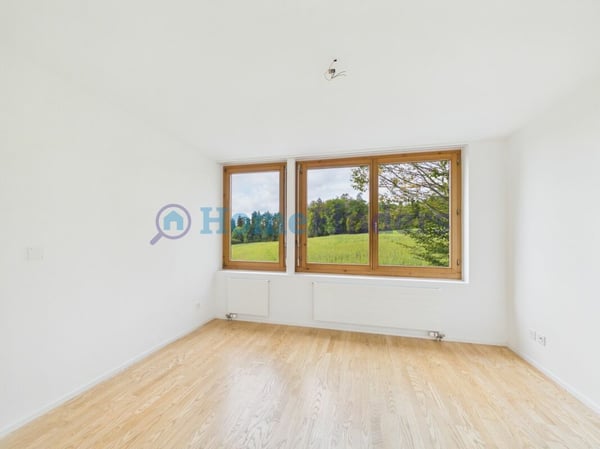 MIT WEITSICHT - SONNIGEM GARTEN UND VIEL PLATZ! 9