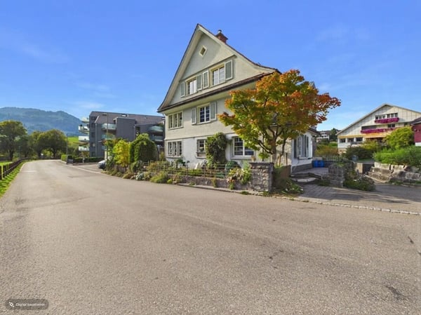 EIN ZUHAUSE MIT GESCHICHTE, CHARME UND VIEL PLATZ 1