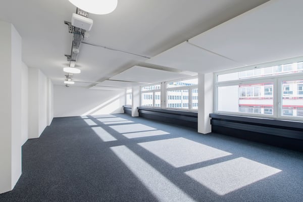 Neuwertig ausgebaute und gekühlte Büros in der Binz 2