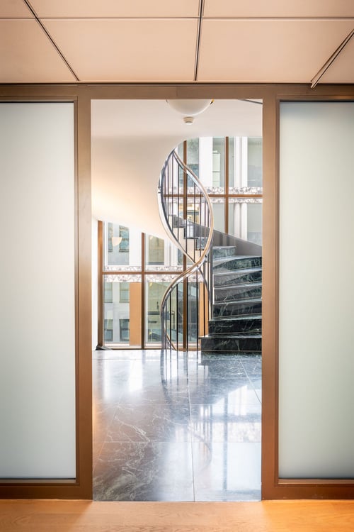 730m2 bezugsbereite und hochwertig ausgebaute Büroflächen! 2