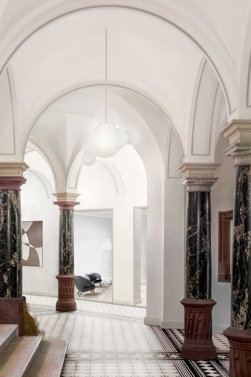 Neu ausgebaute Büroflächen mit Reception Service! 3