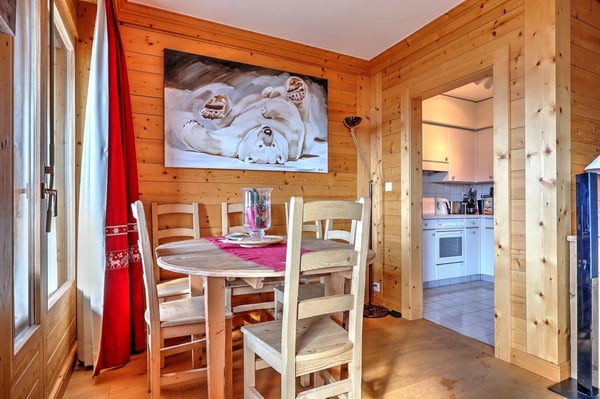 Charme alpin et vue panoramique pour ce splendide 1.5 pièces 7