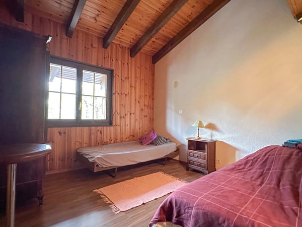 Situation optimale pour cet établissement aux généreux volumes 7