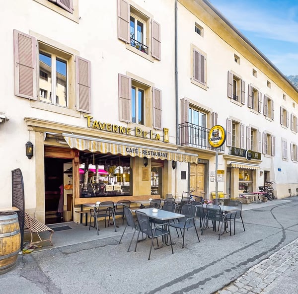 Situation idéale pour cet établissement réputé 1