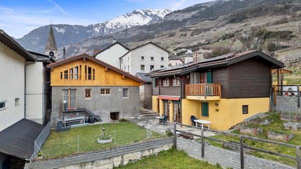 Ensemble immobilier de 3 logements indépendants à Vétroz 7