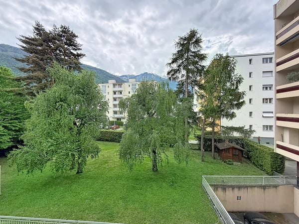 Au coeur de Martigny généreux appartement de  5.5 pièces 12