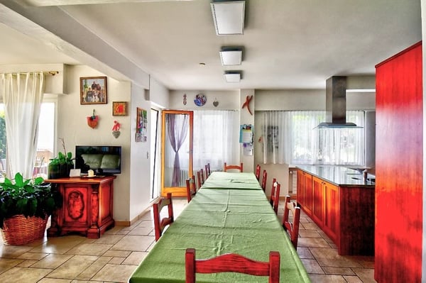 Charmant chalet familial de 7.5 pièces 4