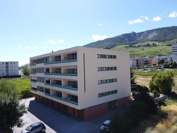 Sierre | Séduisants volumes pour cet appartement de 4,5 pièces à rénover 1