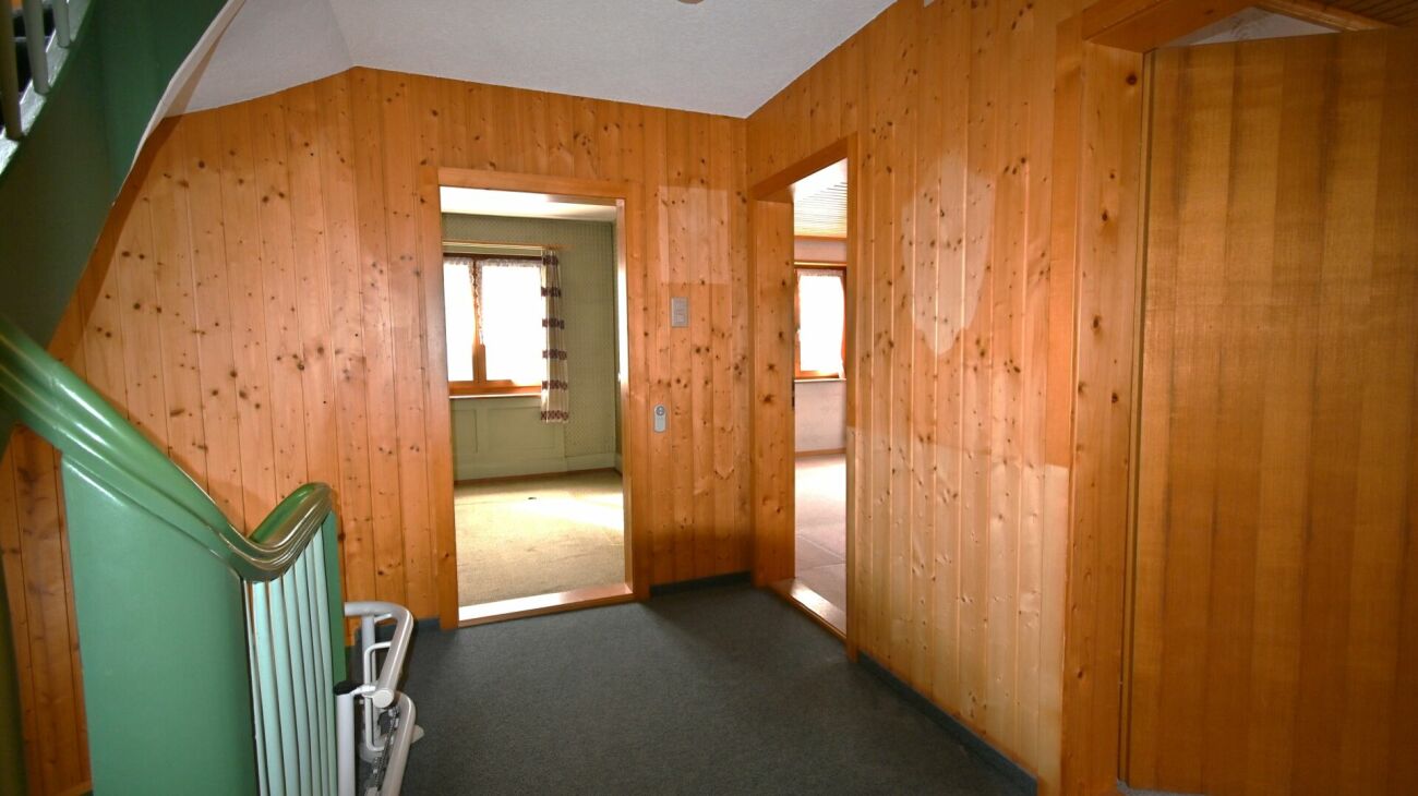Freistehendes 5.5-Zimmer-Einfamilienhaus mit grossem Garten und Garage