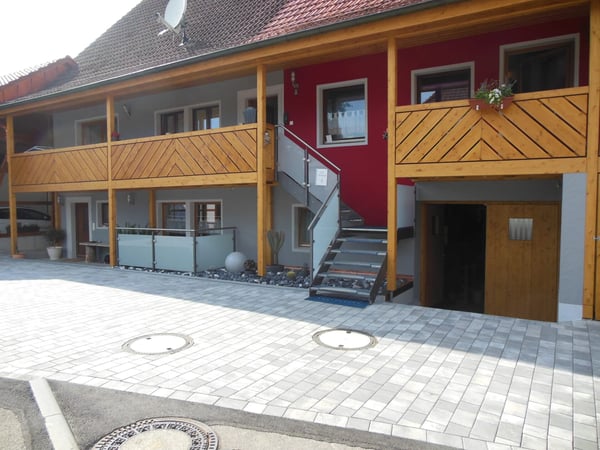 Dangstetten - kernsaniertes Zweifamilienhaus zu verkaufen 2