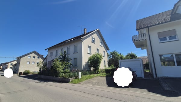 Jestetten/Altenburg - 3 -Familienhaus mit großem Grundstück 5