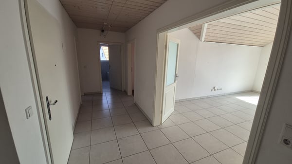 Erzingen- schöne 3-Zimmer Dachgeschosswohnung 7