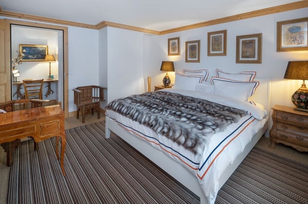 LOC 120 - CHALET LE ROC 11