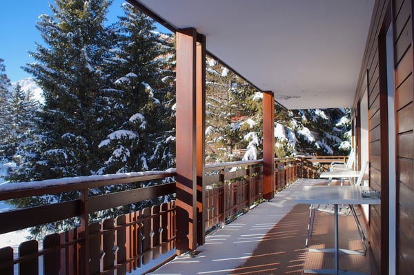 LOC 241 - SAINT REGIS 11