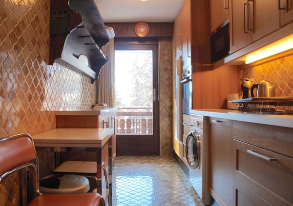 LOC 241 - SAINT REGIS 13