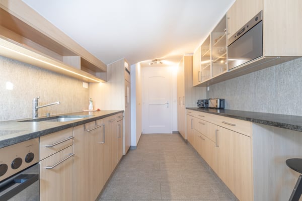 LOC 249 - GRANDS PRES 9 ATTIQUE 4