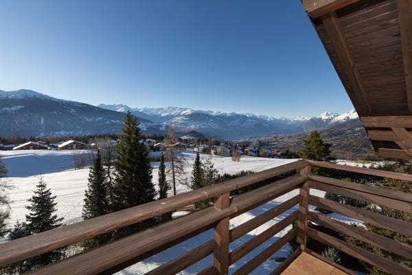 LOC 249 - GRANDS PRES 9 ATTIQUE 6