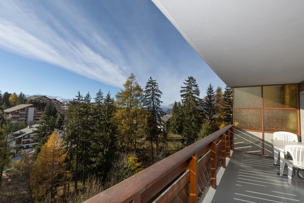 LOC 219 - AMBASSADEURS A 4