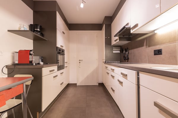 LOC 18 - AMBASSADEURS B 6