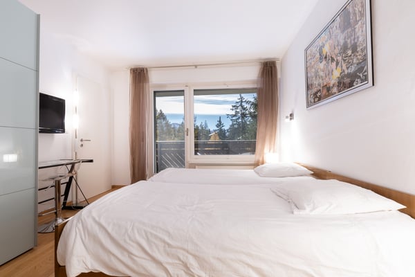 LOC 18 - AMBASSADEURS B 8