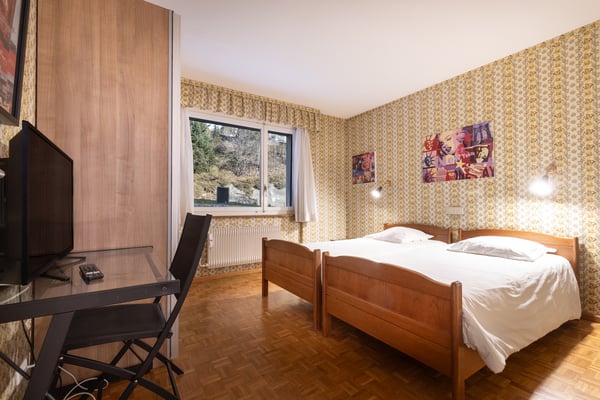 LOC 18 - AMBASSADEURS B 10