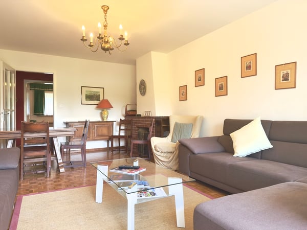 LOC 19 - AMBASSADEURS B 3