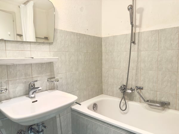 LOC 19 - AMBASSADEURS B 9