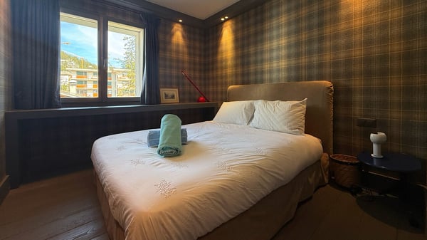 LOC 135 - CENTRAL B7 6