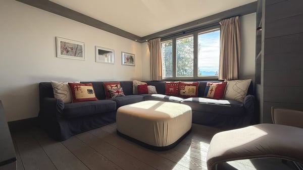 LOC 135 - CENTRAL B7 3