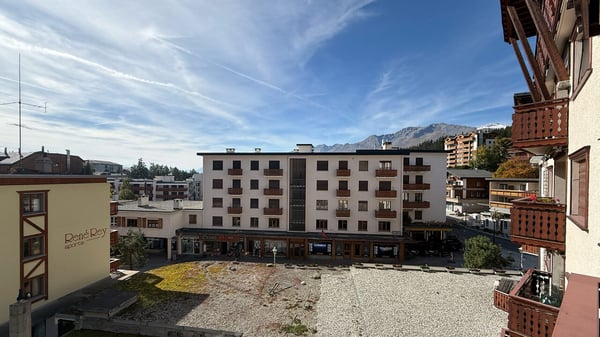 LOC 135 - CENTRAL B7 12