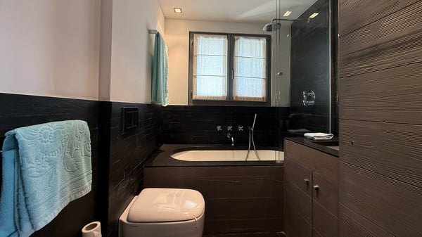 LOC 135 - CENTRAL B7 8