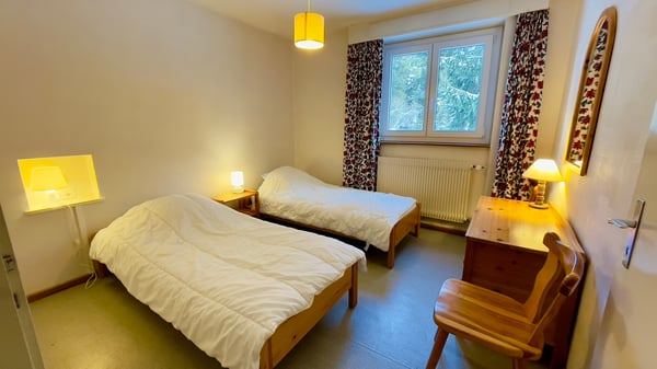 LOC 250 - RIALTO B250 12