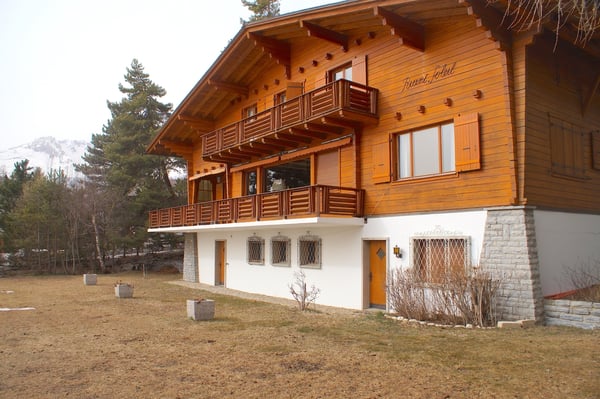 LOC 177 - CHALET RIANT SOLEIL 1