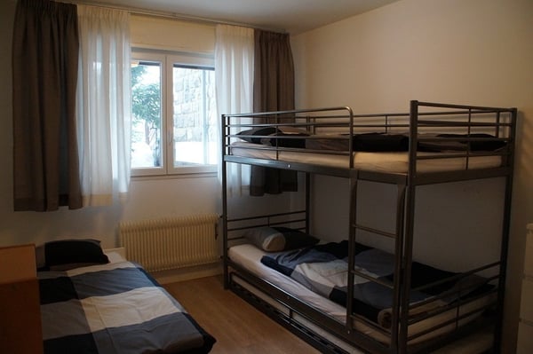 LOC 251 - AMBASSADEURS A 8