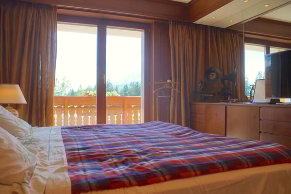 LOC 51 - GRILLONS 13