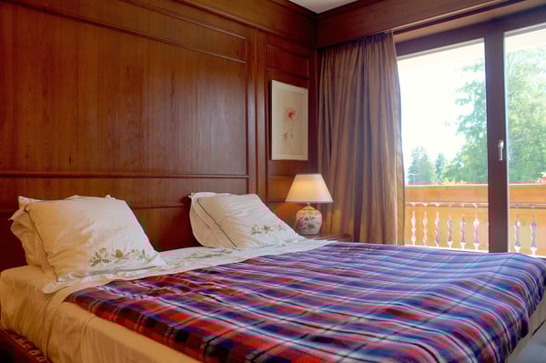 LOC 51 - GRILLONS 11