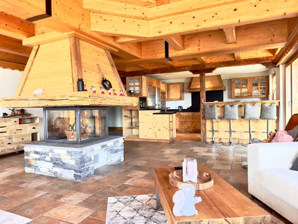 LOC 270 - CHALET GERONIMO 6